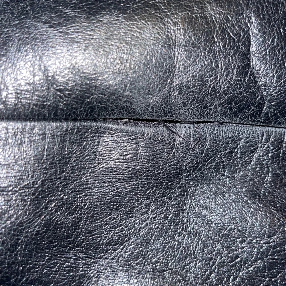 SALE❣️Vintage 1996 Kenneth Cole Leather Skirt - Picture 5 of 5